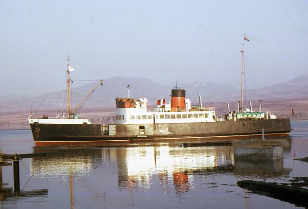 MV Lochiel islay mail boat 1939