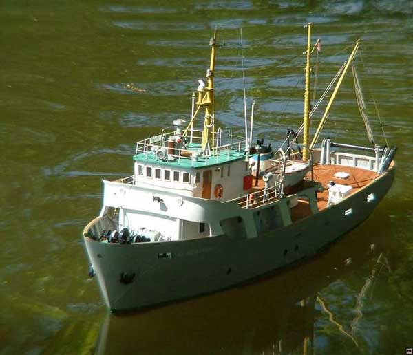 rc trawler boat